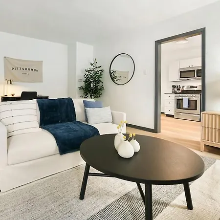 Hostwise Stays - Butler St, Lower Lawrenceville, Brand New!